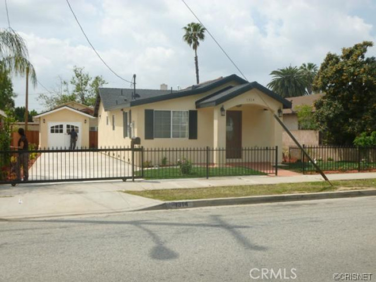 3 Bed Home for Sale in San Fernando, California