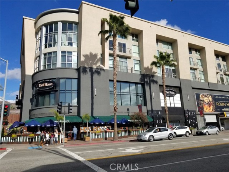  Home for Sale in Burbank, California