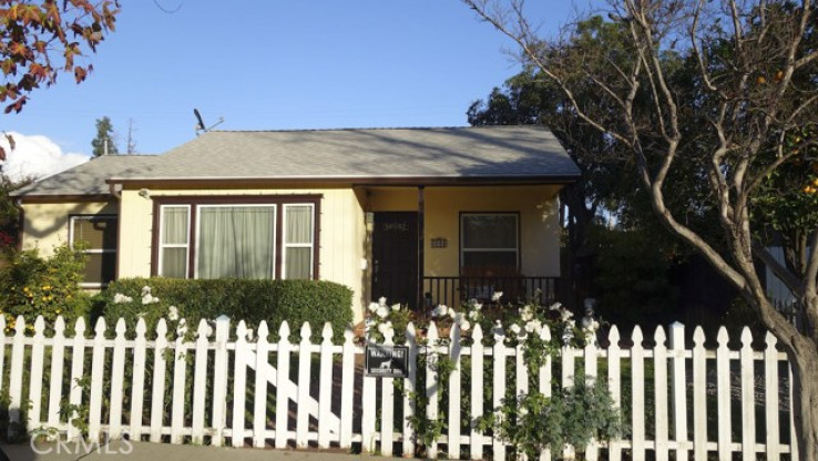 3 Bed Home for Sale in Lake Balboa, California