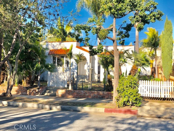 2 Bed Home for Sale in Santa Monica, California