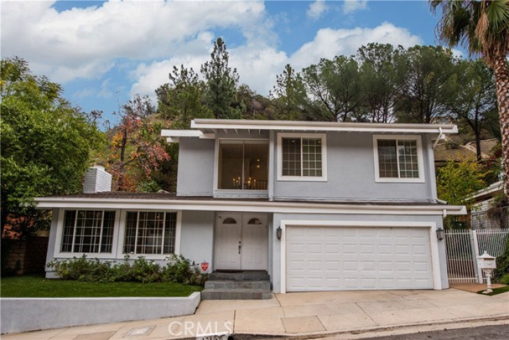 3 Bed Home for Sale in Encino, California