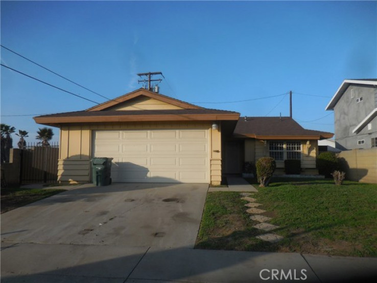 Residential Home in Metropolitan South