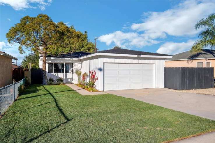 Residential Home in Ramona/Burleigh