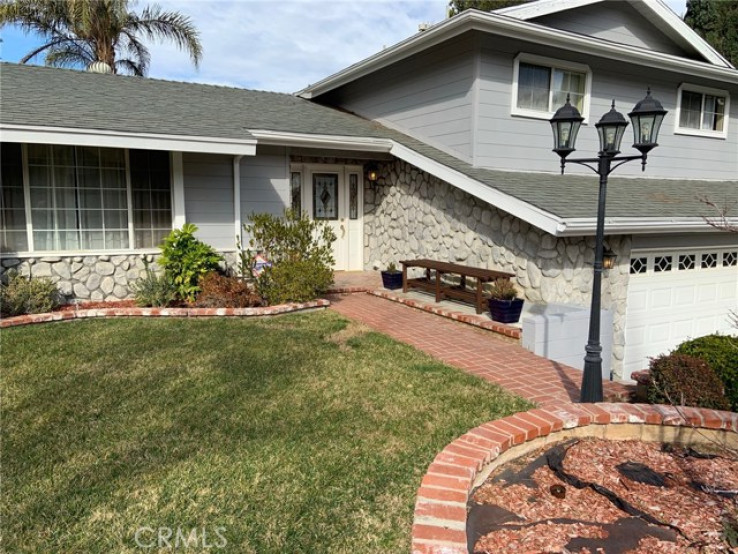 3 Bed Home for Sale in Newhall, California