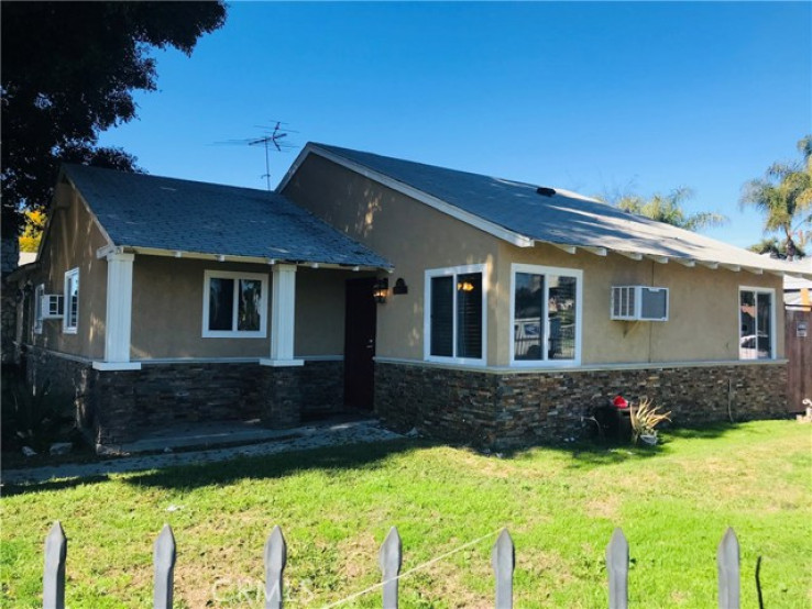 3 Bed Home for Sale in Compton, California