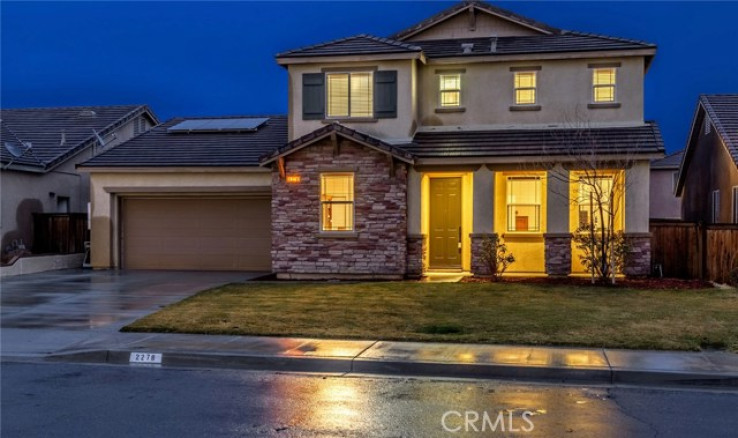 5 Bed Home for Sale in Rosamond, California