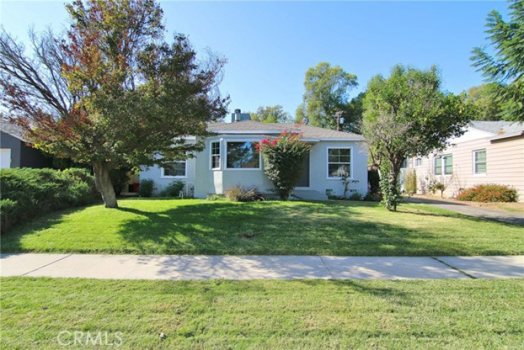 3 Bed Home for Sale in Lake Balboa, California