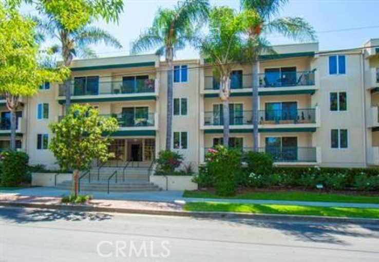 1 Bed Home for Sale in Sherman Oaks, California