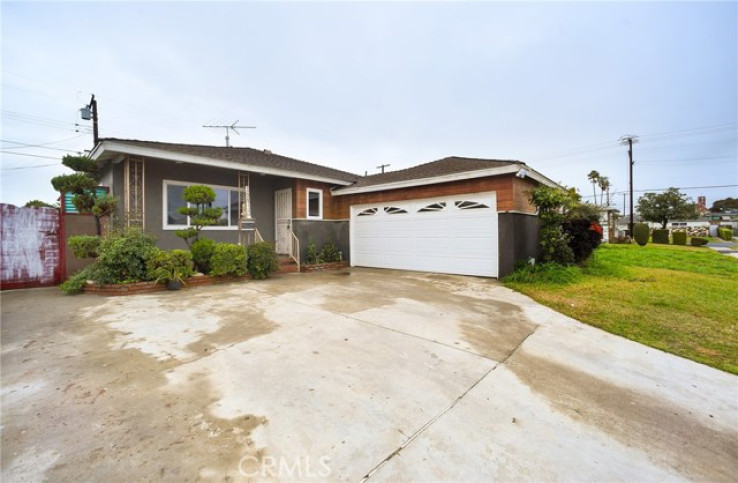 Residential Home in Compton
