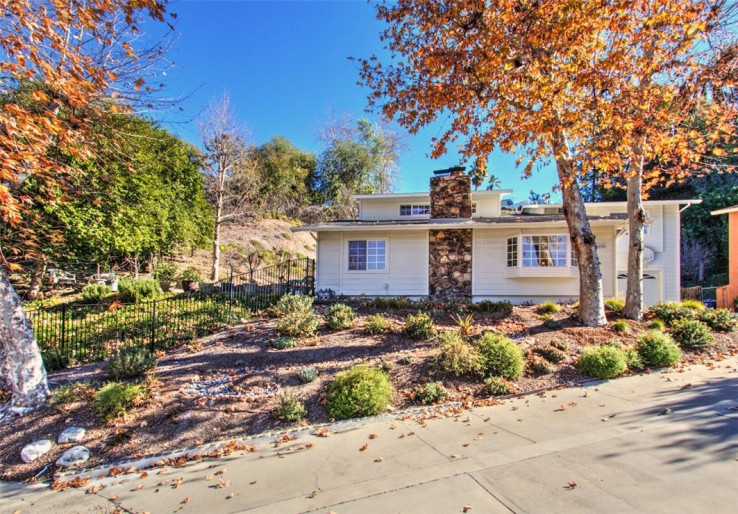 4 Bed Home for Sale in Encino, California
