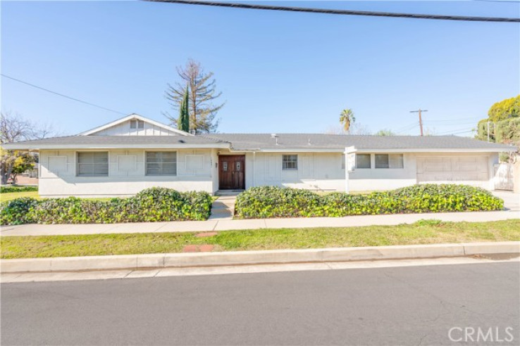 4 Bed Home for Sale in Granada Hills, California