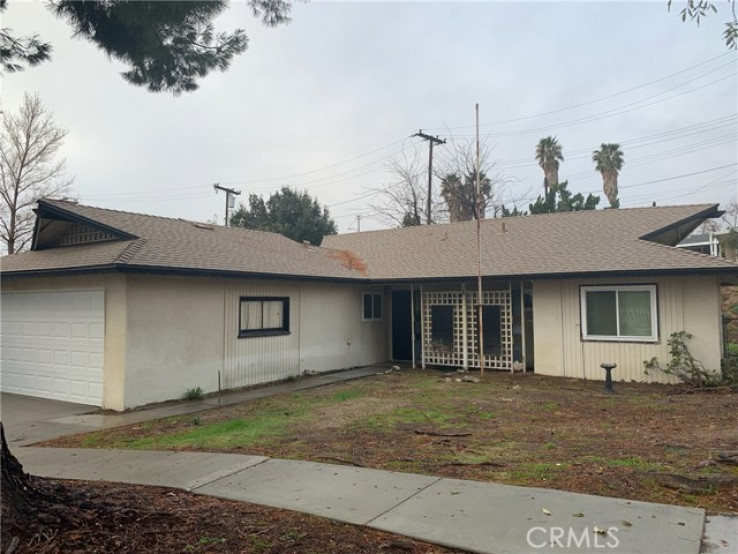 3 Bed Home for Sale in Canyon Country, California