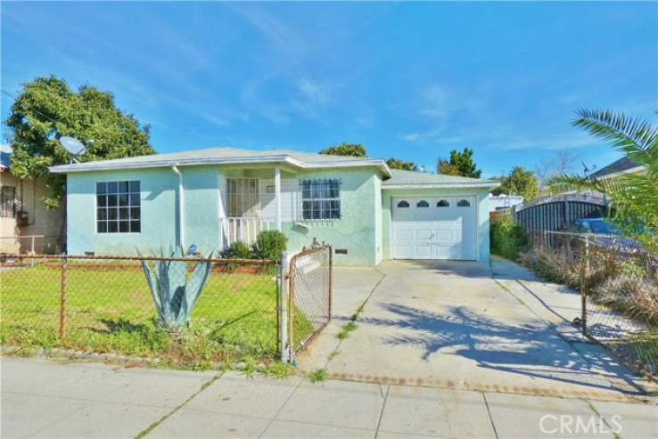 Residential Home in Compton N of Rosecrans, E of Central