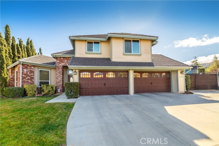 4 Bed Home for Sale in Palmdale, California