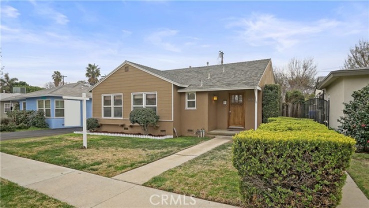 3 Bed Home for Sale in Lake Balboa, California