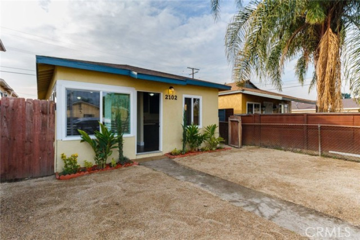 Residential Home in Compton N of Rosecrans, E of Central