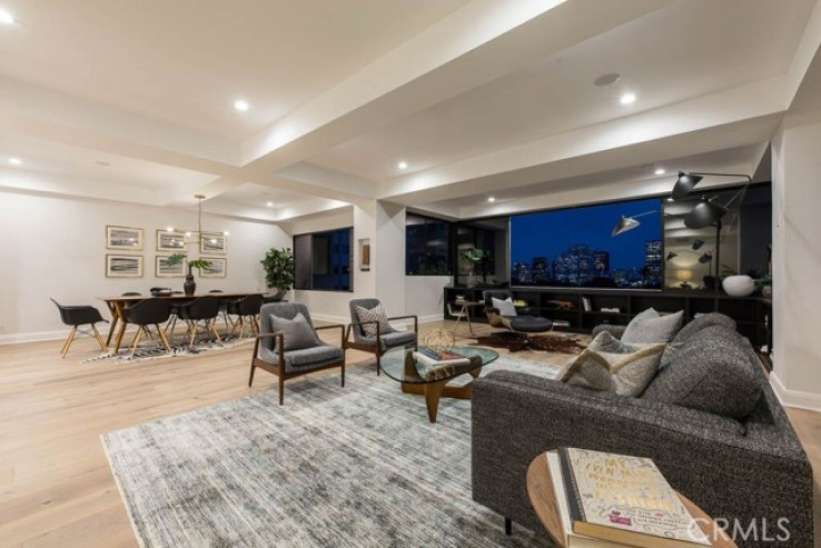 2 Bed Home for Sale in Los Angeles, California