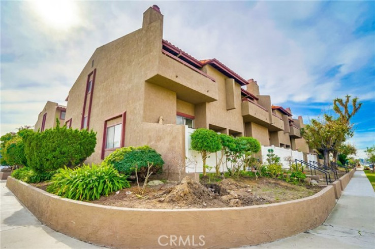 3 Bed Home for Sale in Torrance, California