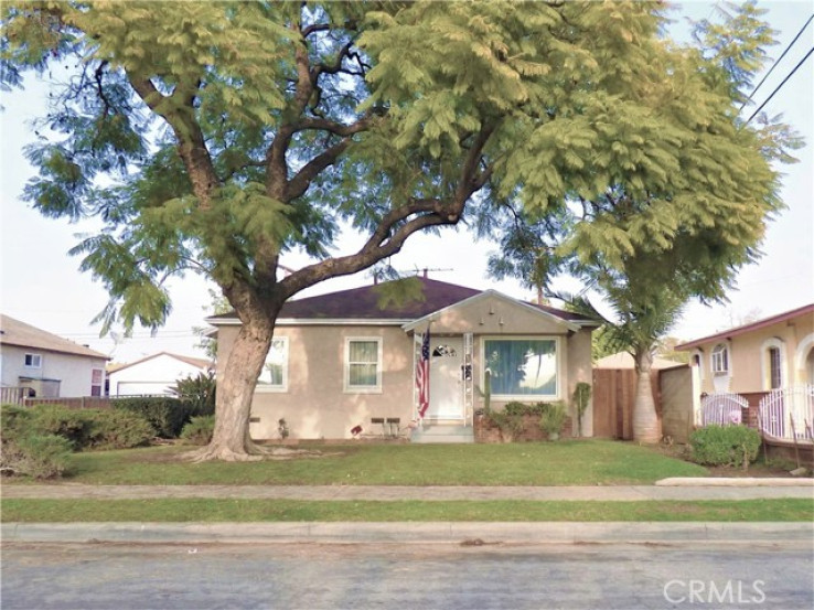 Residential Home in Montebello