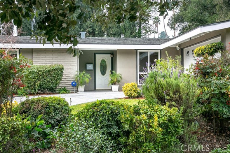 Residential Home in Granada Hills