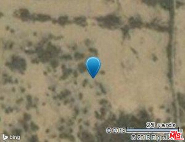 Land in Rosamond