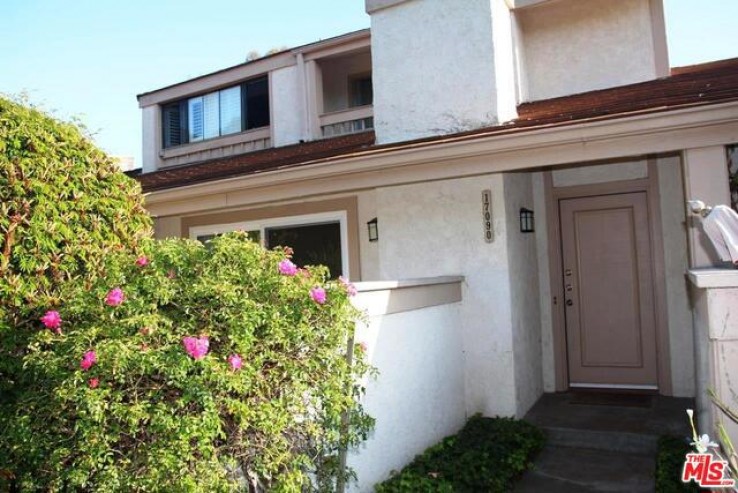 3 Bed Home to Rent in Pacific Palisades, California