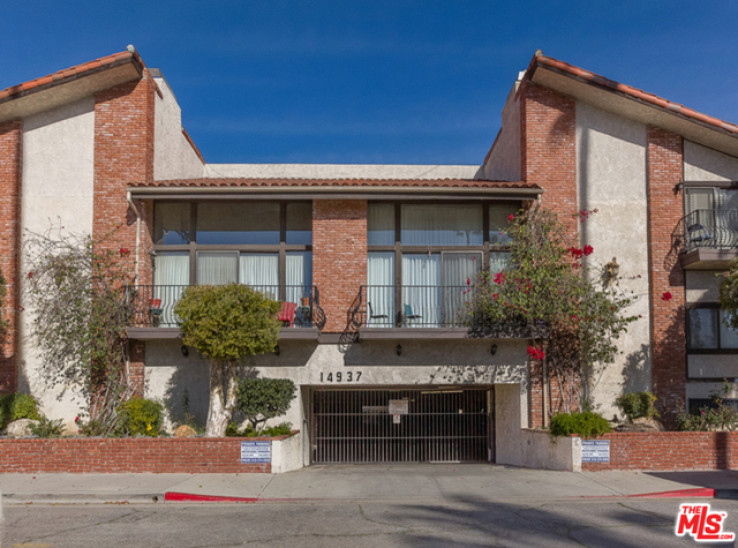 Residential Home in Van Nuys