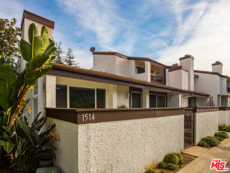 2 Bed Home for Sale in Pacific Palisades, California