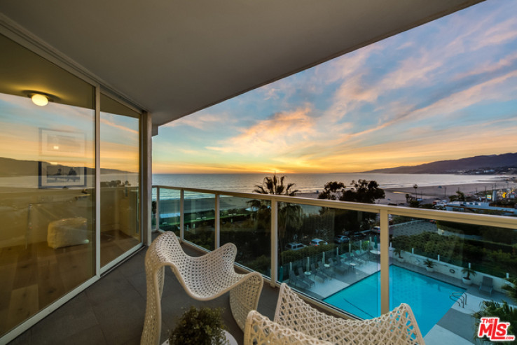 3 Bed Home for Sale in Santa Monica, California