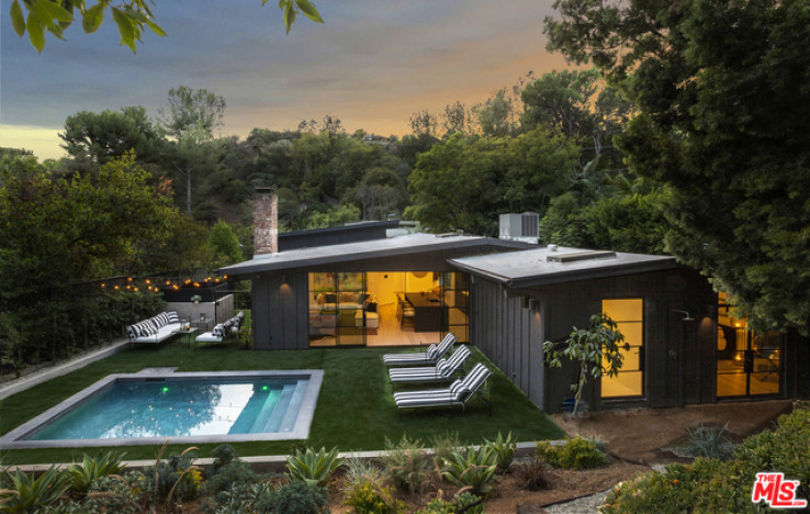 3 Bed Home for Sale in Los Angeles, California