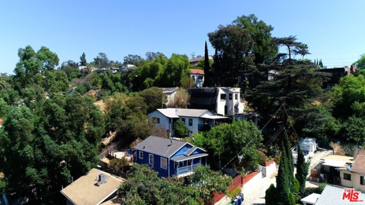 2 Bed Home for Sale in Los Angeles, California