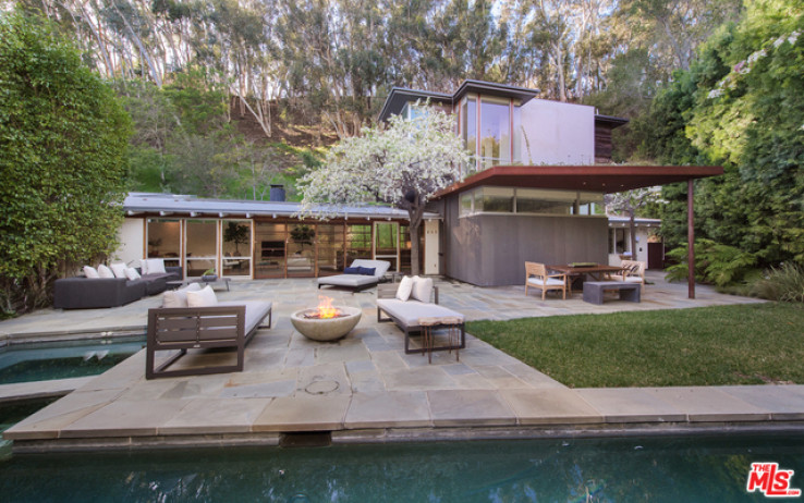 5 Bed Home for Sale in Pacific Palisades, California