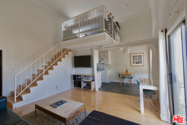 1 Bed Home for Sale in Santa Monica, California