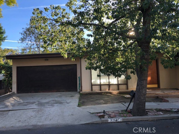 3 Bed Home for Sale in Los Angeles, California