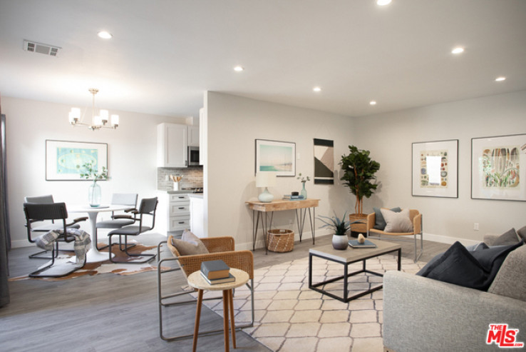 Residential Home in West Hollywood Vicinity