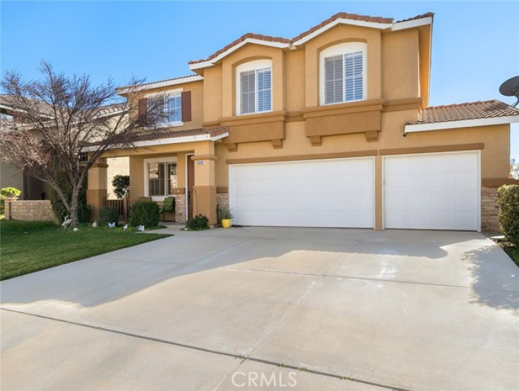 4 Bed Home for Sale in Castaic, California