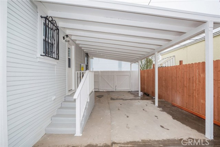 2 Bed Home for Sale in Maywood, California