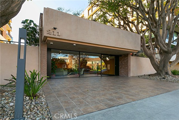 2 Bed Home for Sale in Beverly Hills, California