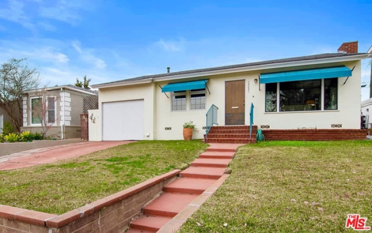 Residential Home in Pacific Palisades