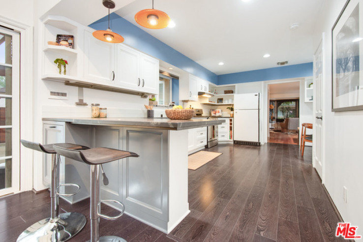2 Bed Home for Sale in Culver City, California