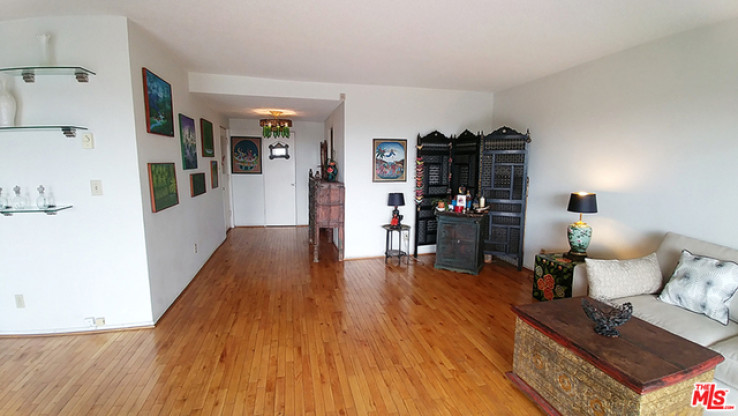 2 Bed Home for Sale in Los Angeles, California