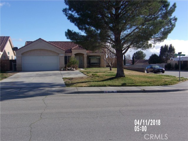 3 Bed Home for Sale in Rosamond, California