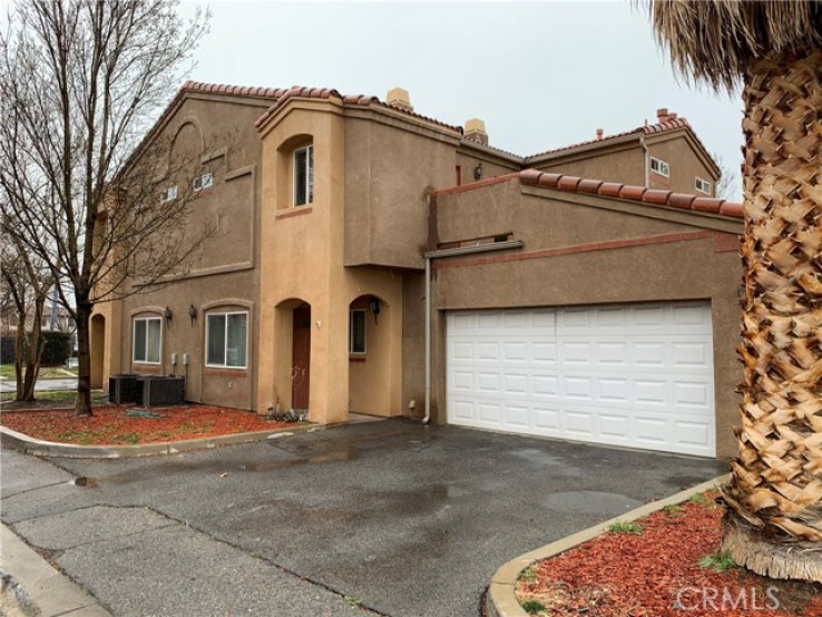 2 Bed Home for Sale in Palmdale, California