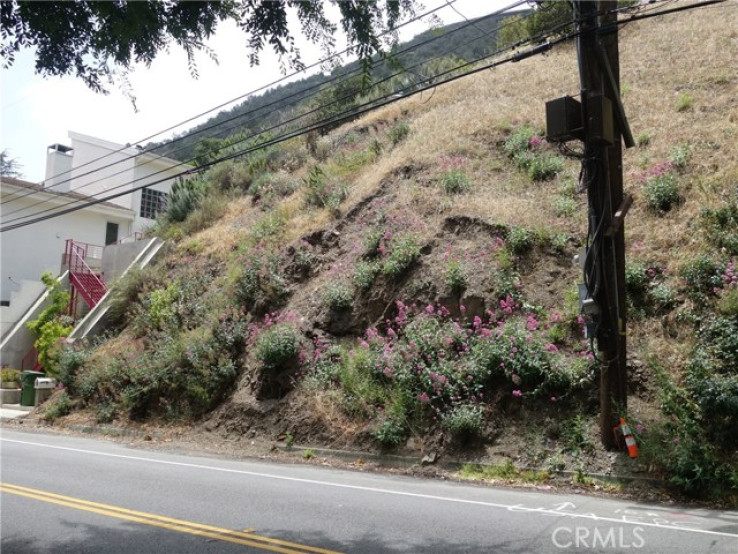 Land in Bel Air