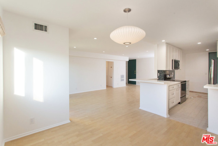 2 Bed Home for Sale in Playa del Rey, California
