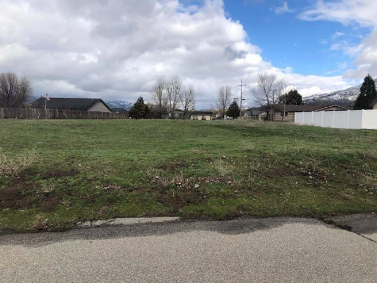 Land for Sale in Stallion Springs, California