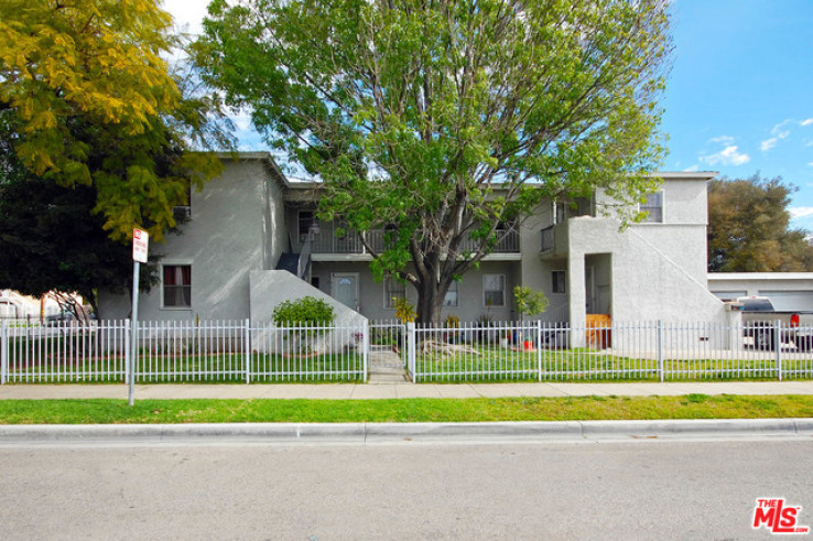  Income Home for Sale in San Fernando, California