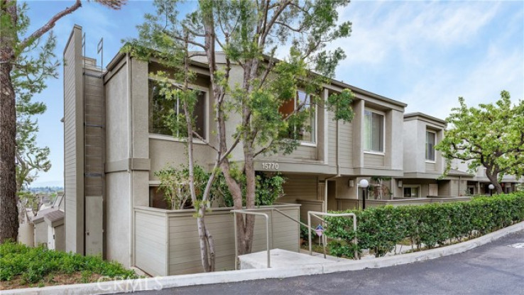 3 Bed Home for Sale in Granada Hills, California