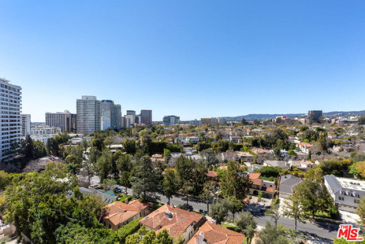 Residential Home in Westwood - Century City