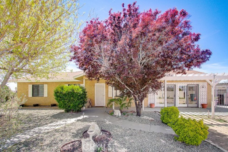 4 Bed Home for Sale in Rosamond, California